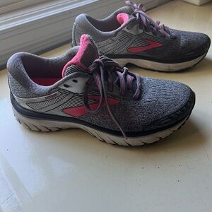 Brooks GTS 18 runners:  Ladies size 7 in grey and pink